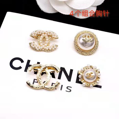 Chanel brooch 4 in 1set 107199