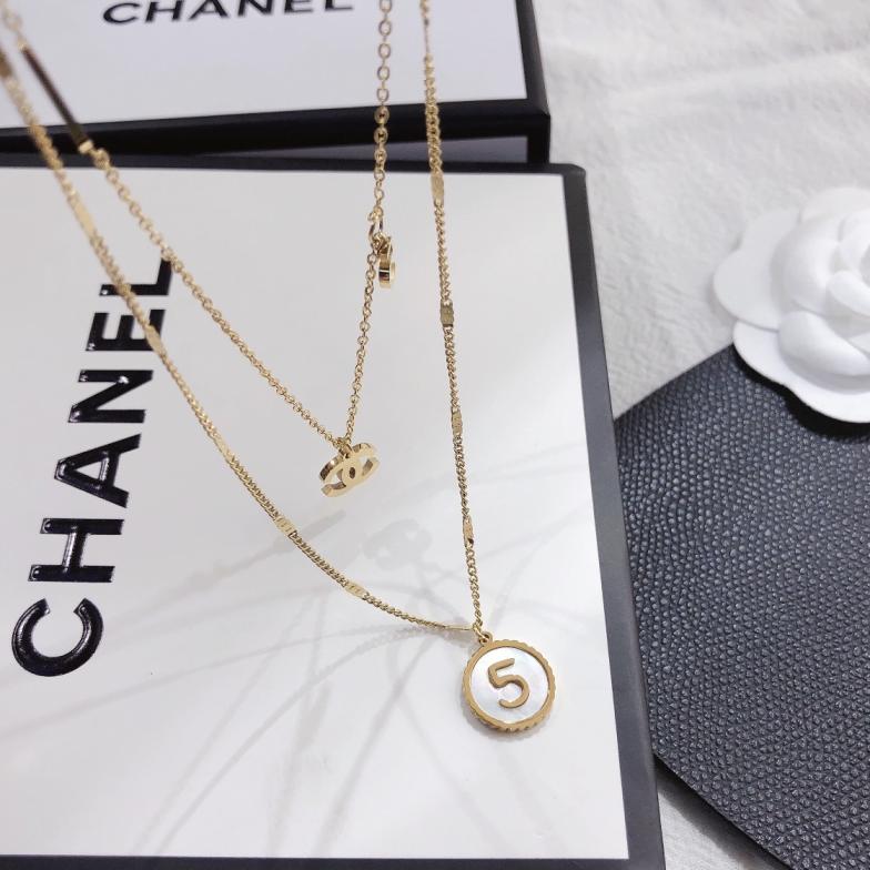 Chanel necklace 105975