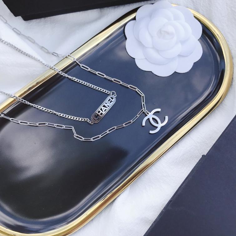 X306 Chanel necklace 106049