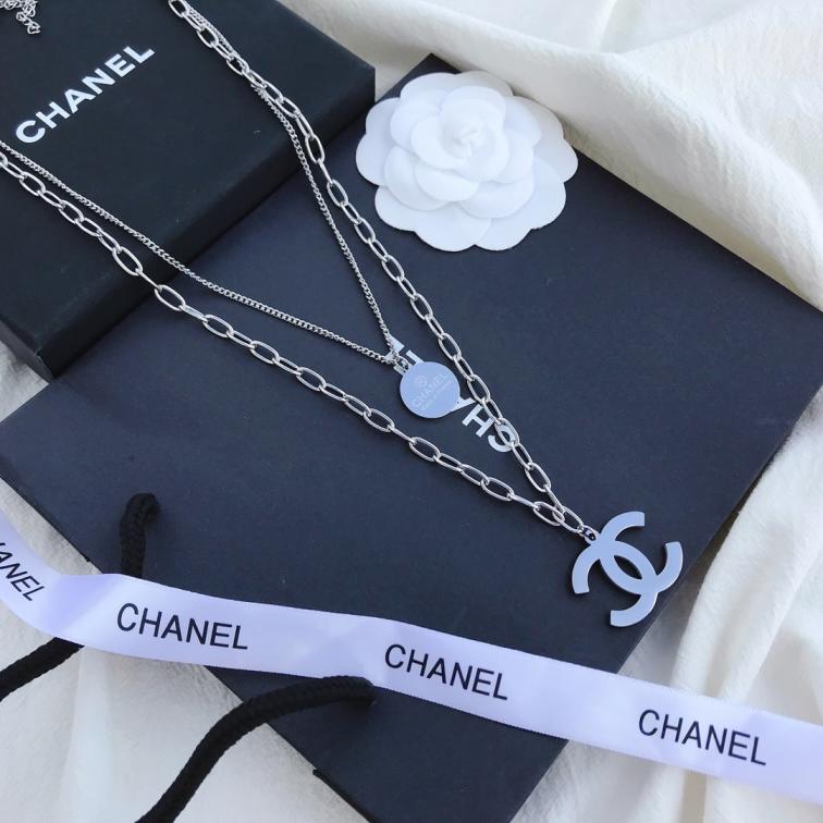 X310 Chanel necklace 106073