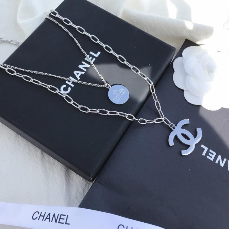 X310 Chanel necklace 106073
