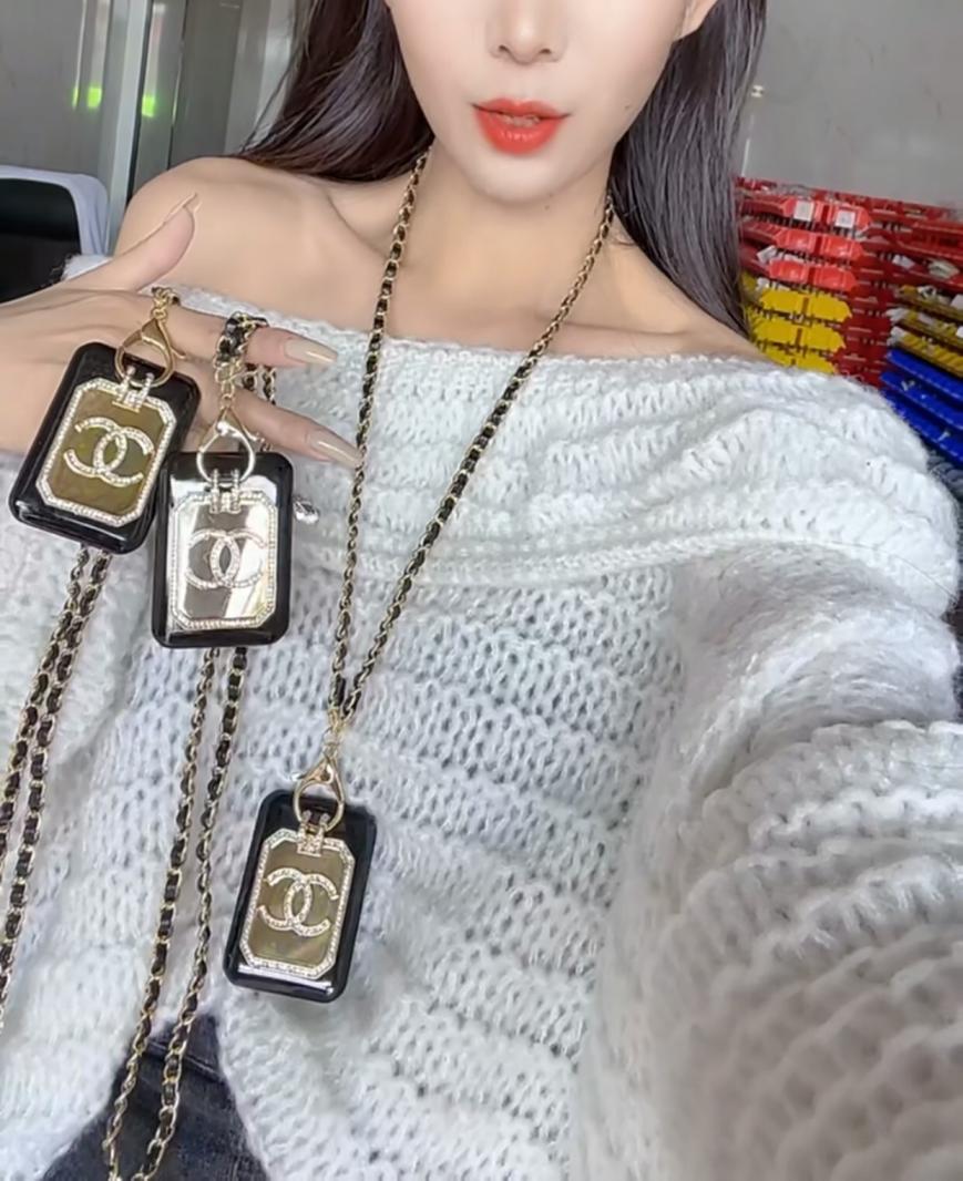 Chanel long necklace 106765