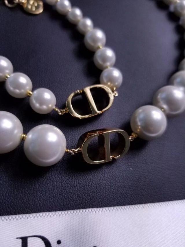B029 Dior bracelet 104454