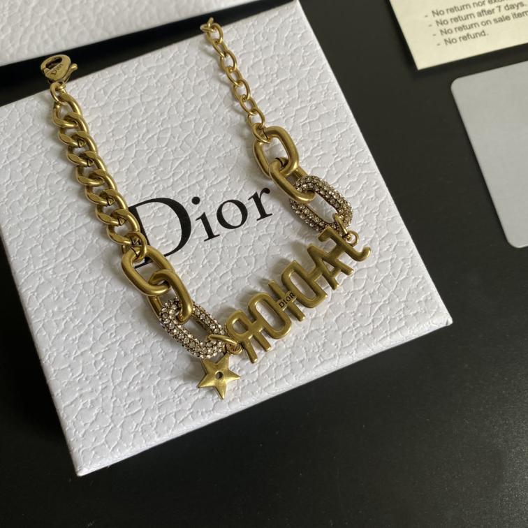 B257 Dior bracelet 105389