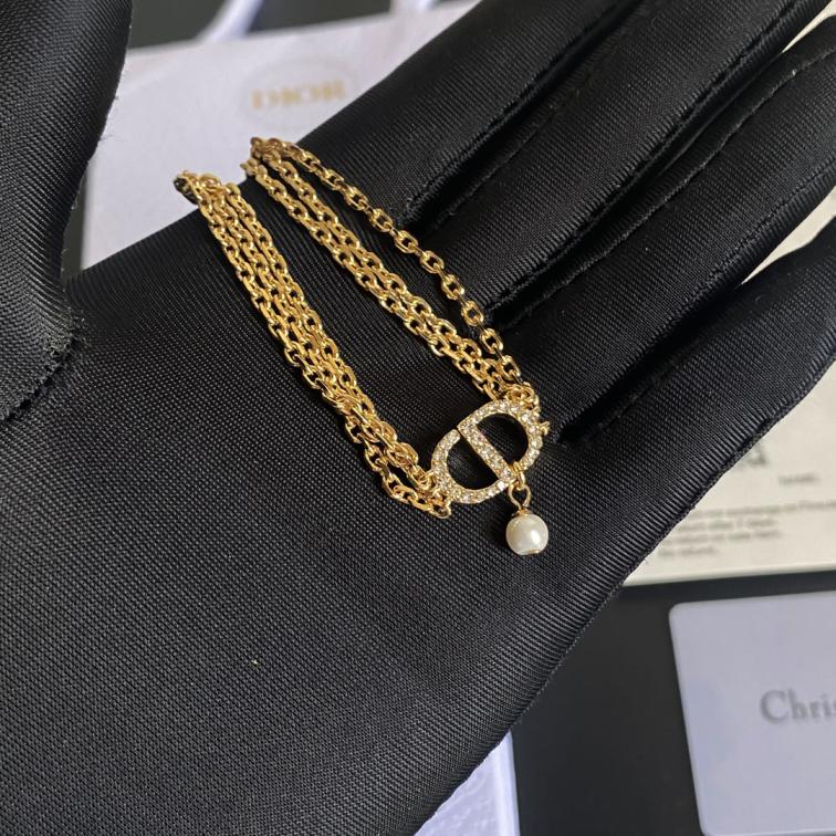 B259 Dior bracelet 105391