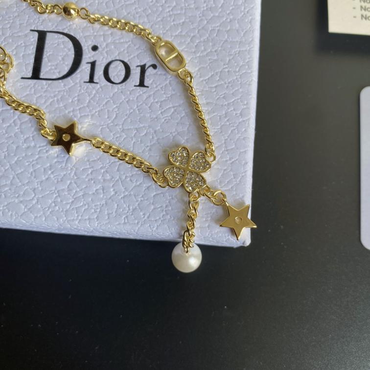 B201 Dior bracelet 105833