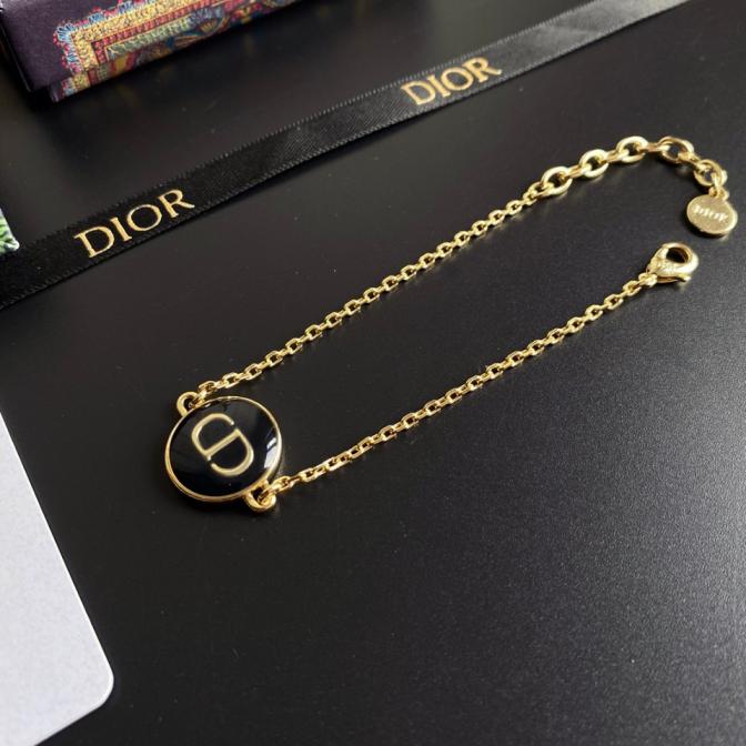 B059 Dior bracelet 106550