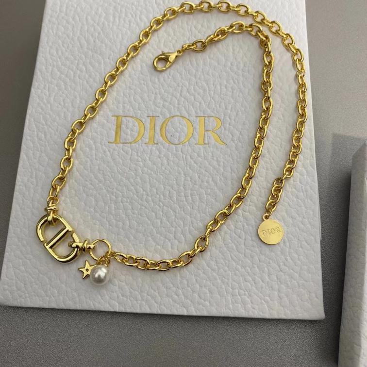 B058 Dior necklace 104515