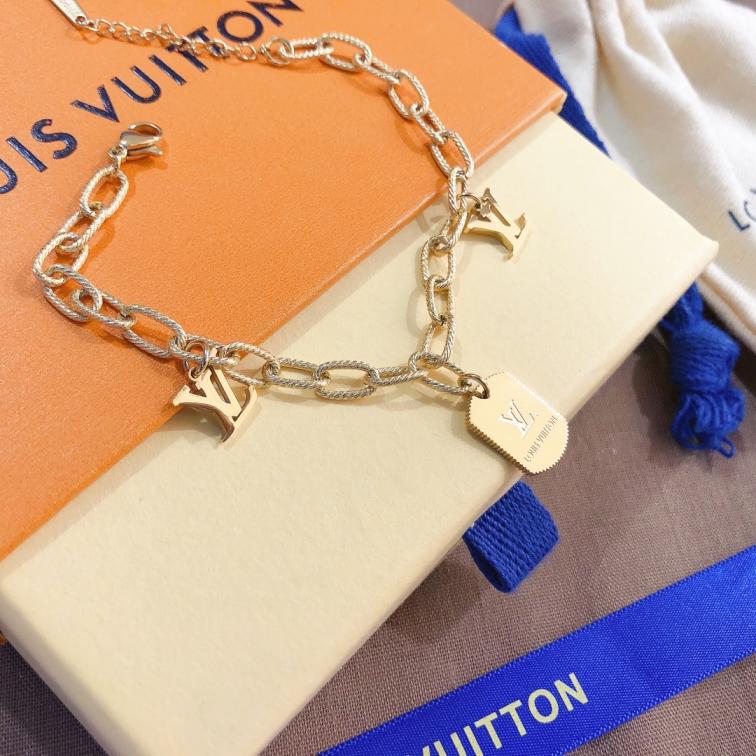 LV Bracelet 105610