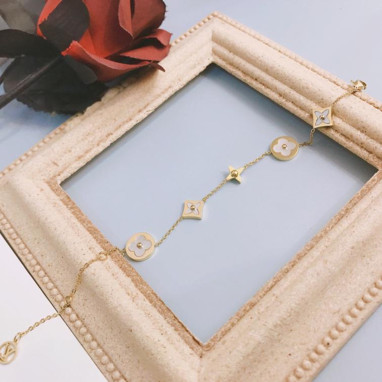 L019 LV bracelet 105894