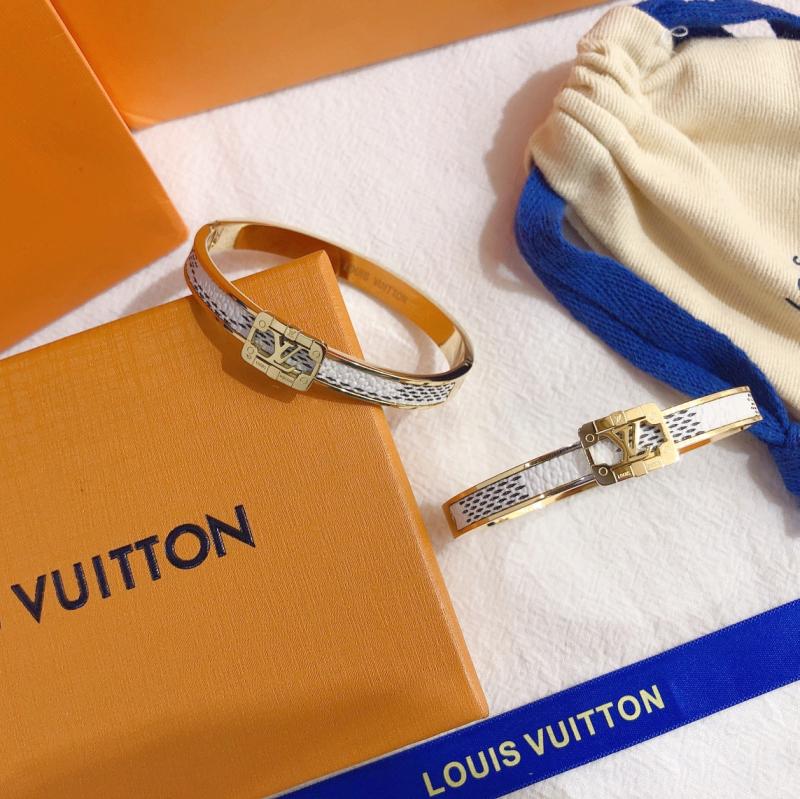 LV bracelet 106407