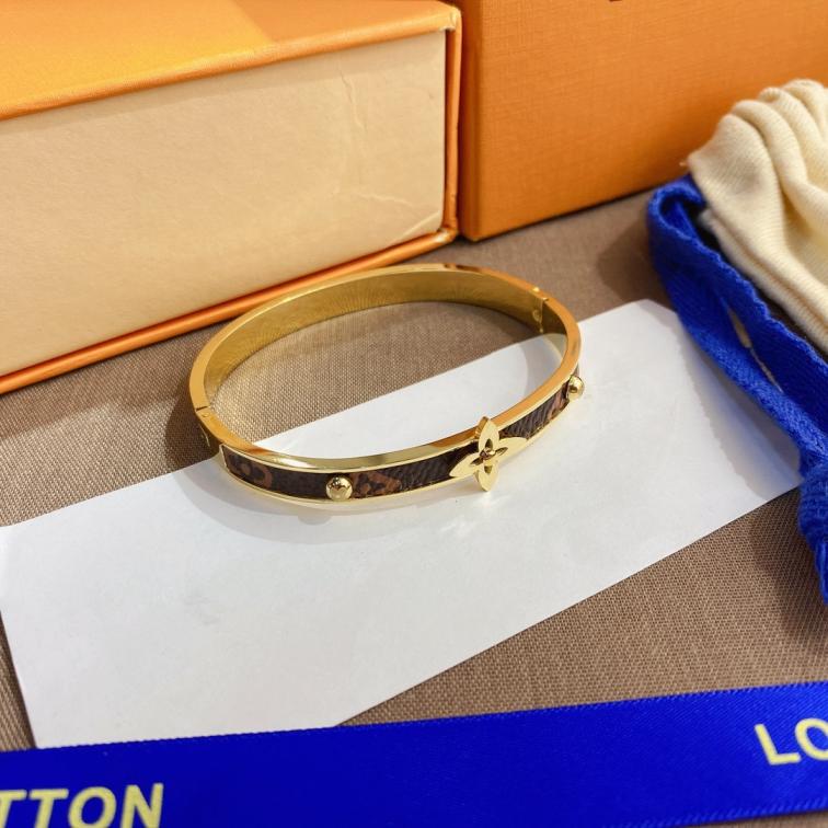 LV-bracelet 106809
