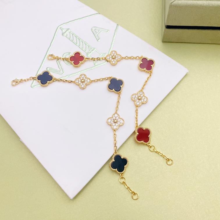 VCA Vancleef bracelet  106591