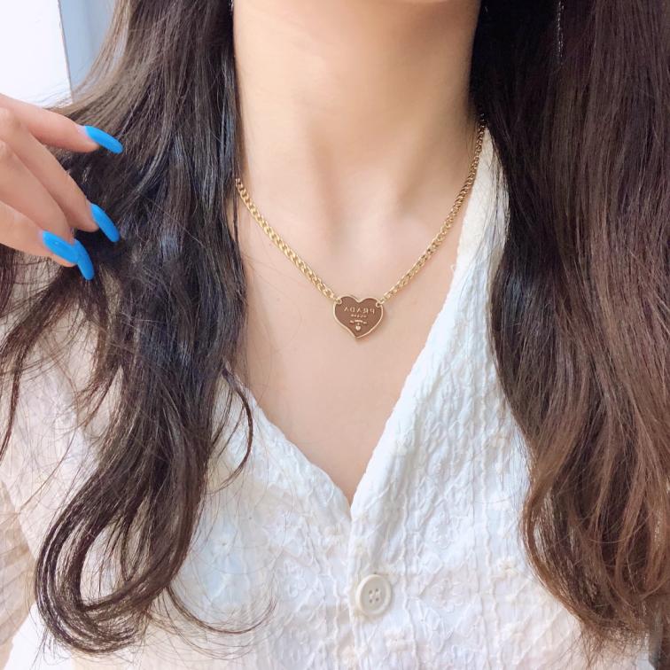 X324  Prada necklace 106289
