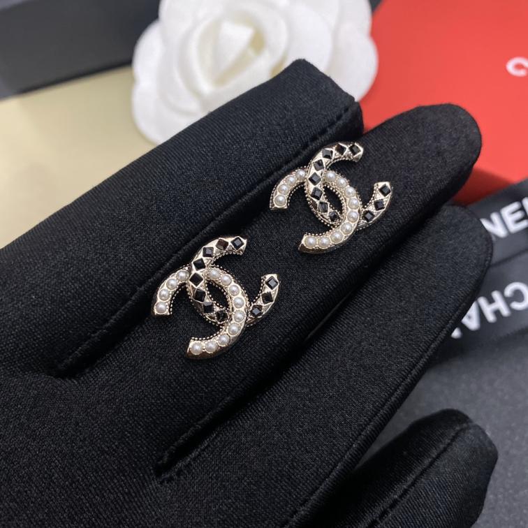 A082 Chanel earring 107668