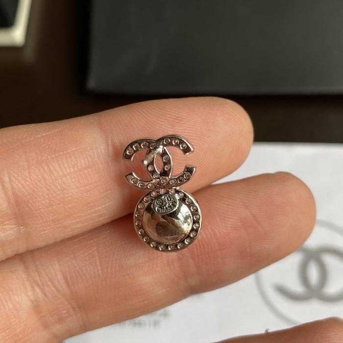 A518  Chanel earring 107891