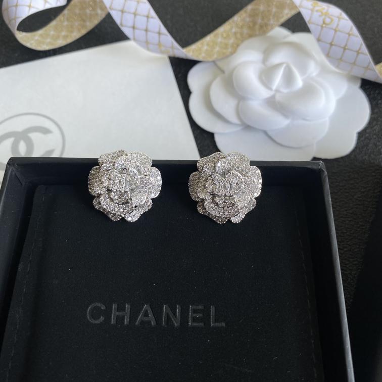 A416   Chanel earring 107935