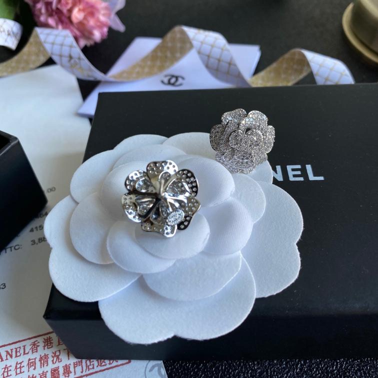 A416   Chanel earring 107935