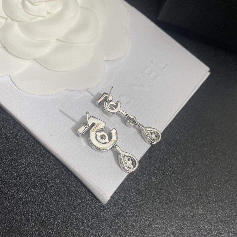 A294 Chanel earring 108015