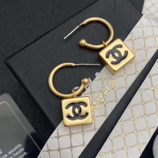 Chanel earring 108363