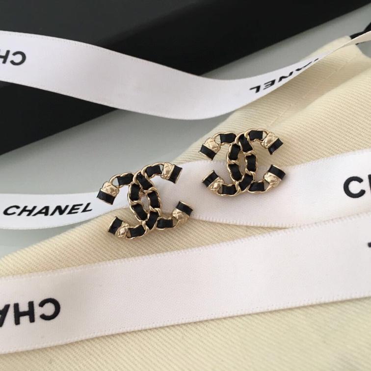Chanel earring 108376