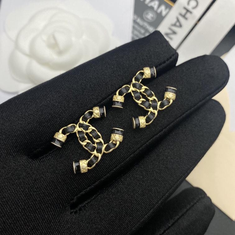 Chanel earring 108376