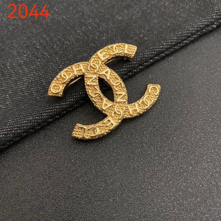 Chanel brooch 108387