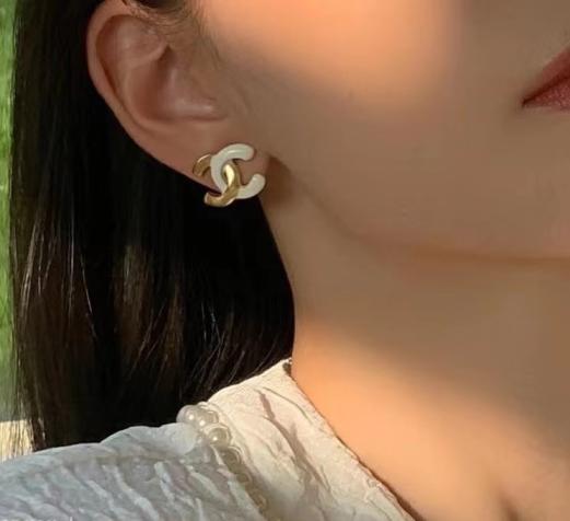 A595  Chanel earring 108251