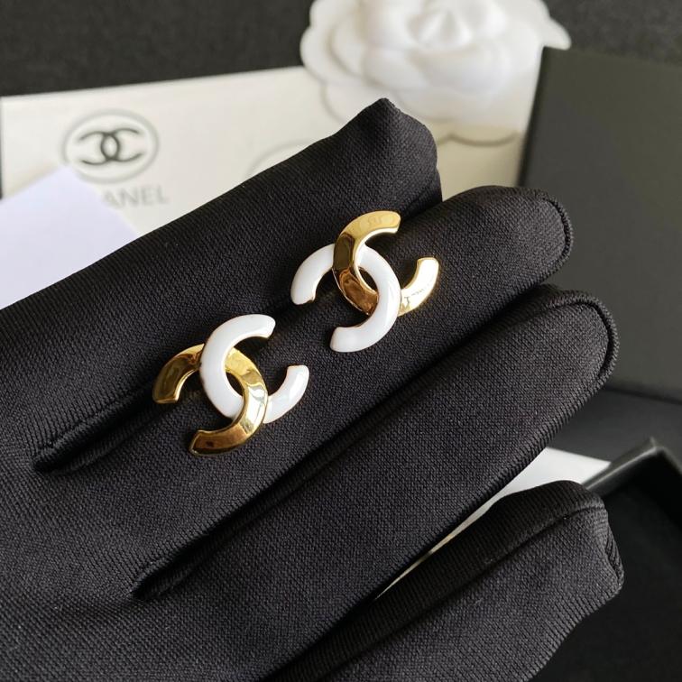 A595  Chanel earring 108251