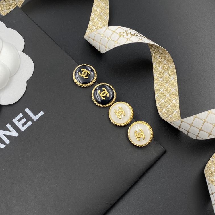 A842/A843 Chanel earring 108255