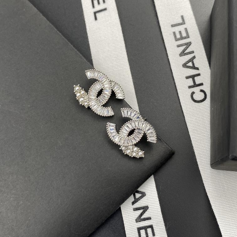 A841 Chanel earring 108267
