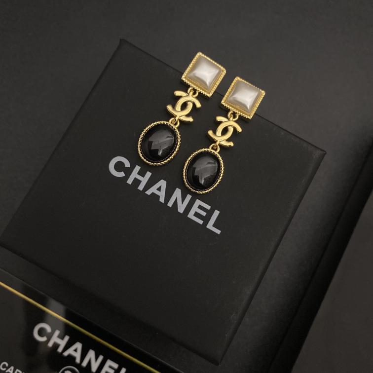 A720  Chanel earring 108272