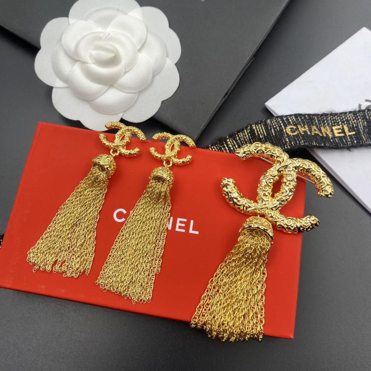 A215 Chanel earring 108545