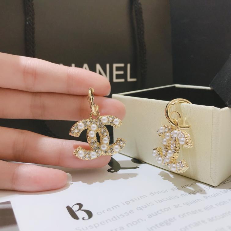 A244    Chanel earring 108577