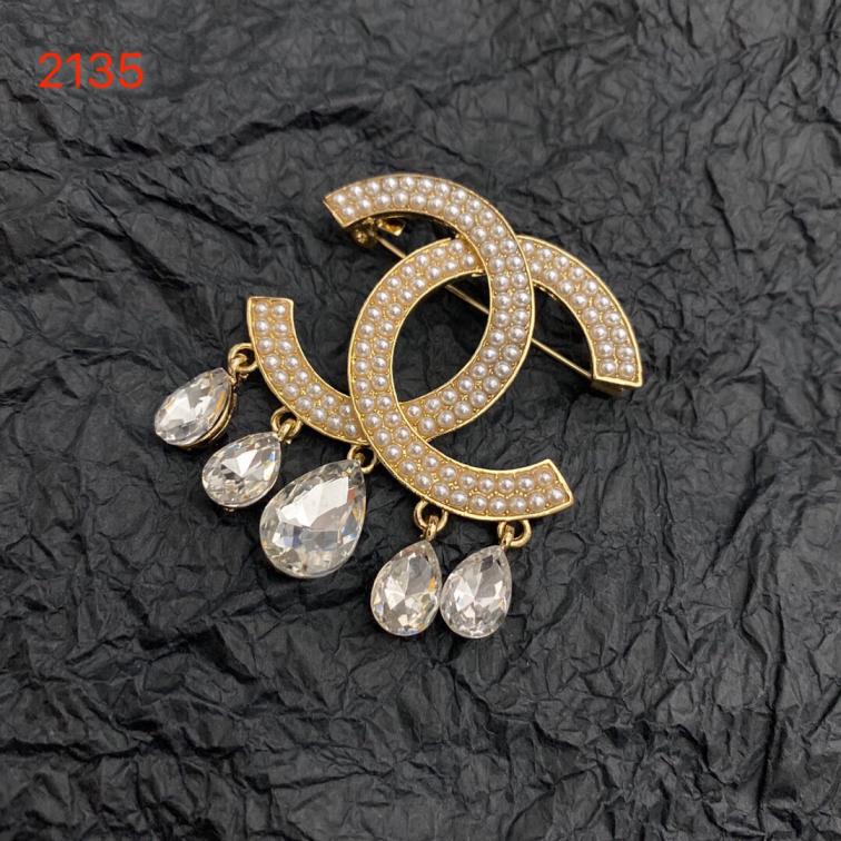 Chanel brooch 108394