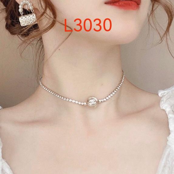 Chanel necklace 108429