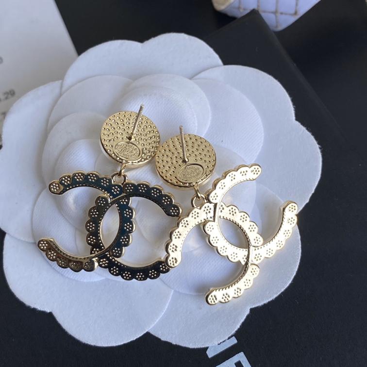 A785 Chanel earrings 108791