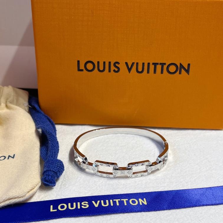 S296 LV Bracelet 108754
