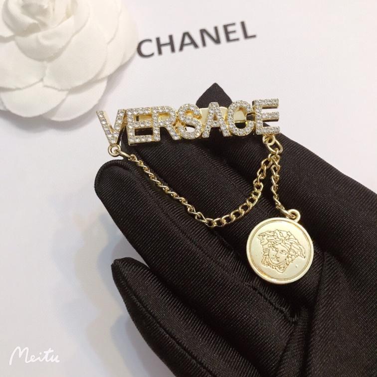 Versace brooch 108845