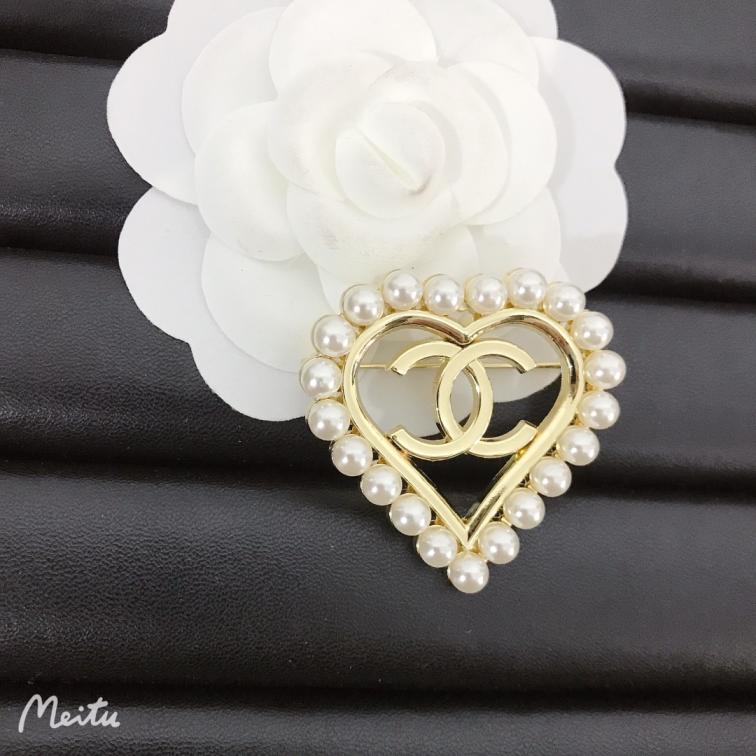 chanel brooch 108851