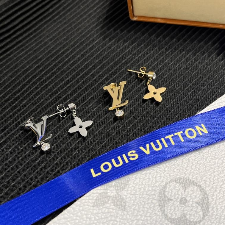 A714  LV earrings 108859