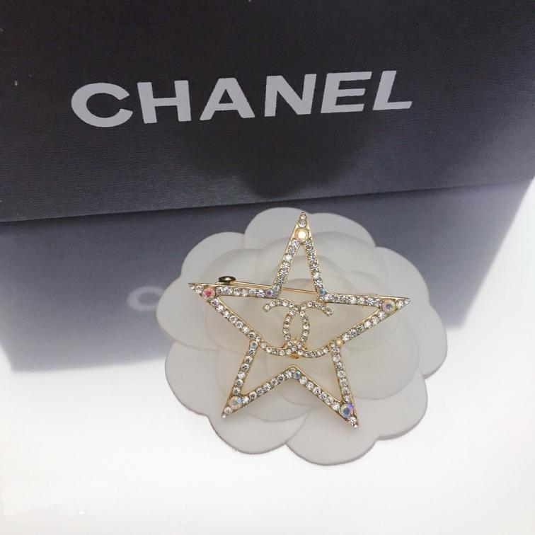 Chanel brooch 108713