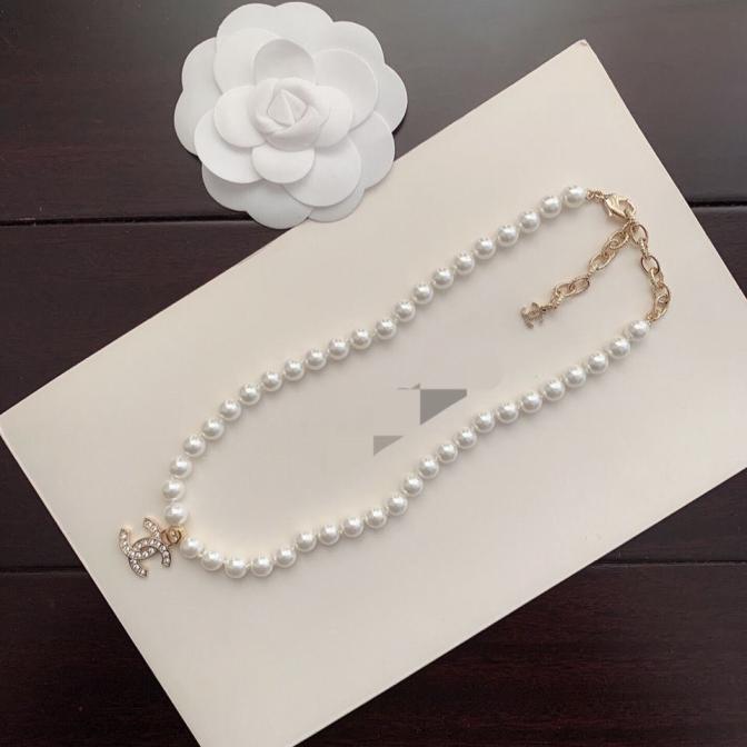 Chanel necklace 108959