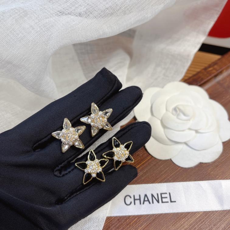 A215 Chanel earrings 109010