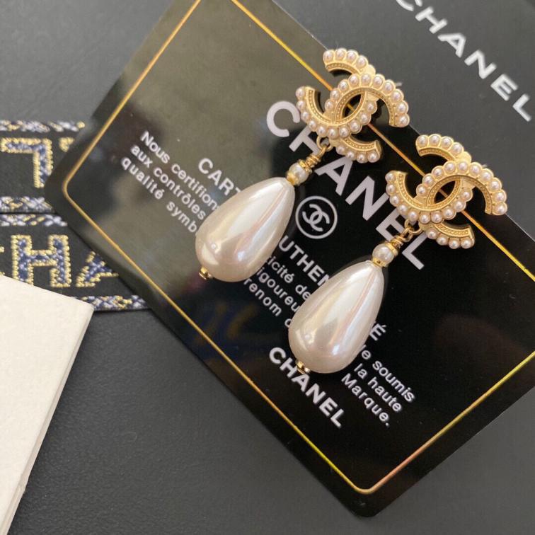 Chanel earrings 112128