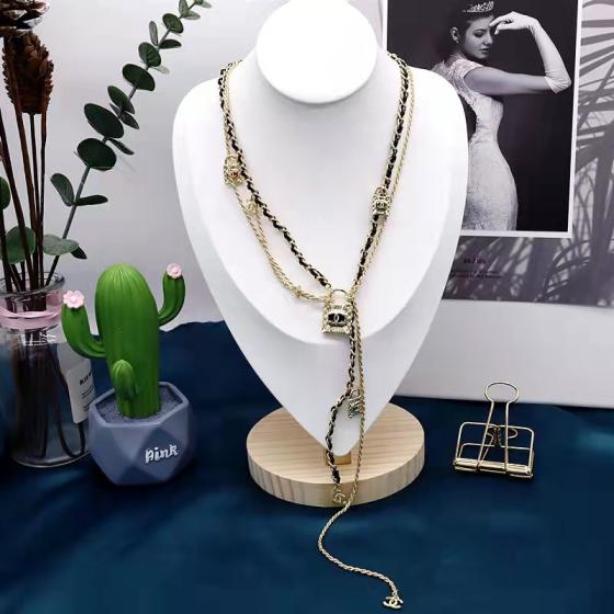 Chanel necklace 109154