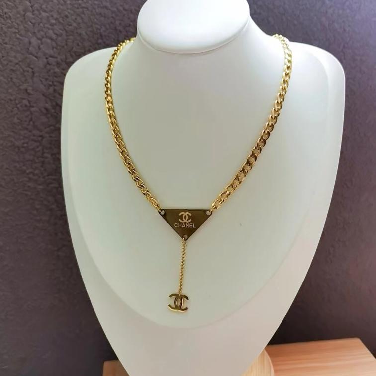 Chanel necklace 109269