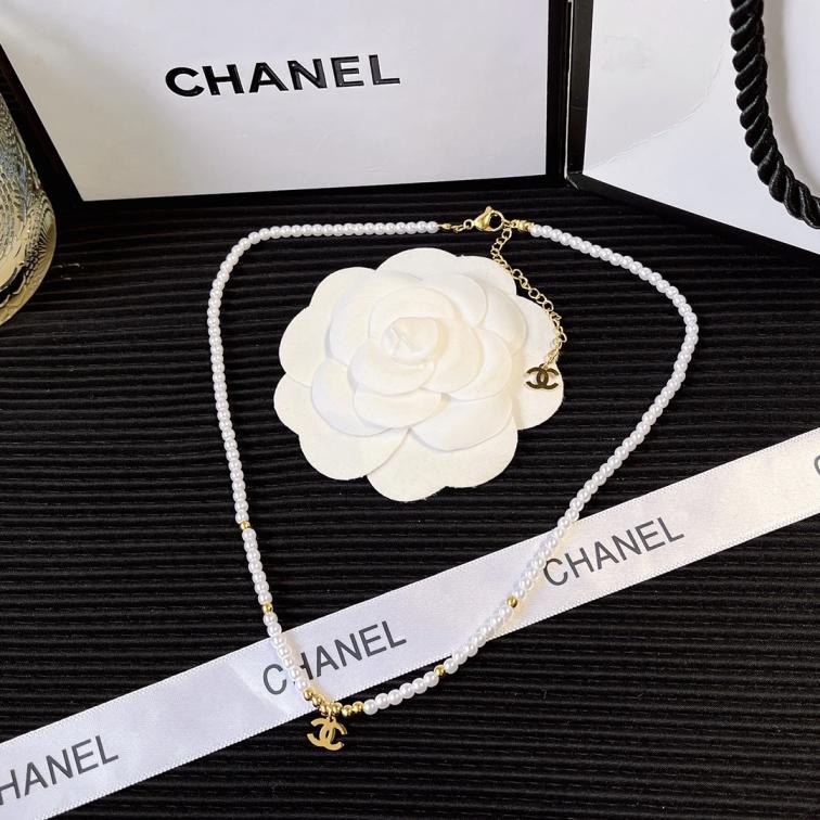 X446 Chanel necklace