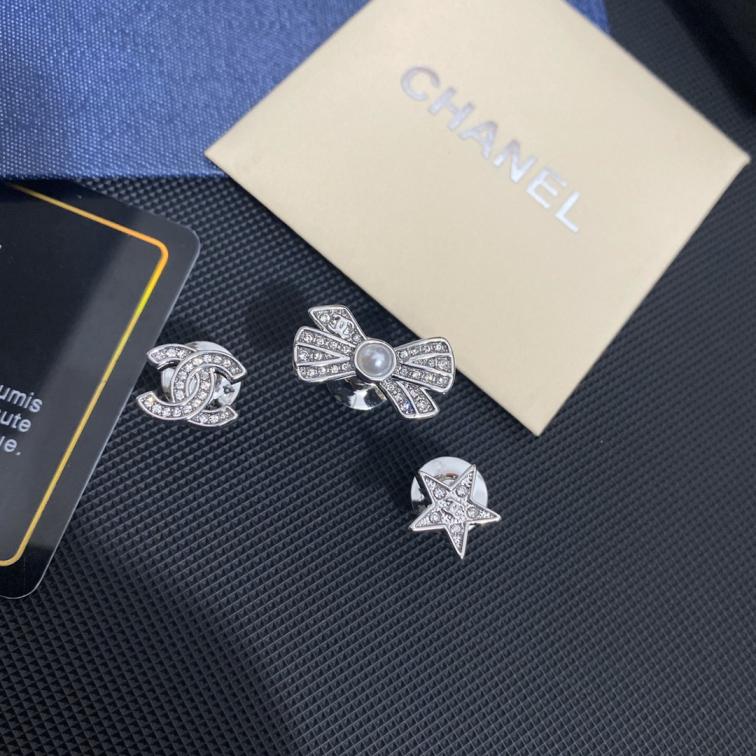 C033 Chanel mini brooch 3pcs