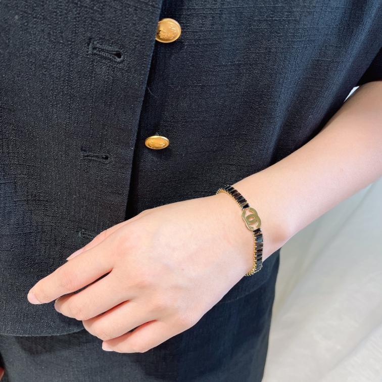 L108 Chanel bracelet 109538